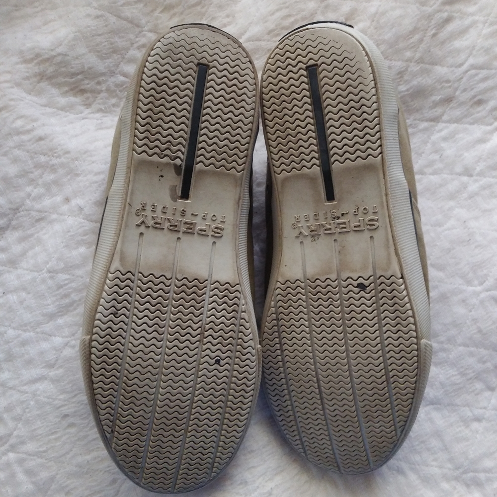 Canvas Sperry Shoes - Picture 6 of 6